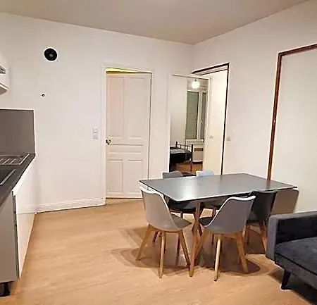 Hotel- Restaurant Le Saint Quentin La Fere