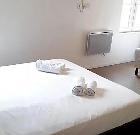 Hotel- Restaurant Le Saint Quentin La Fere