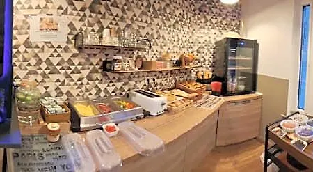Hotel- Restaurant Le Saint Quentin *